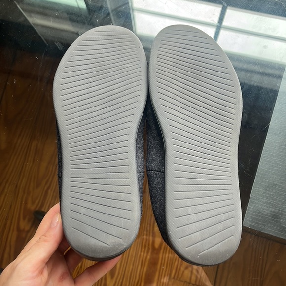 Women allbird Slip Ons - Picture 4 of 4